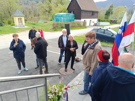 f192bf41-ef22-4540-9ed0-0aa5f6e3e79c